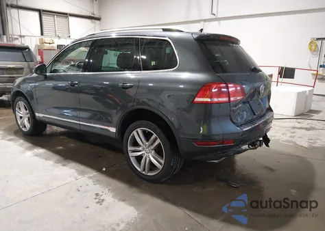 2012 Volkswagen Touareg Tdi Executive/Tdi Lux/Tdi Sport из США, поврежденный, VIN WVGFK9BP2CD002554